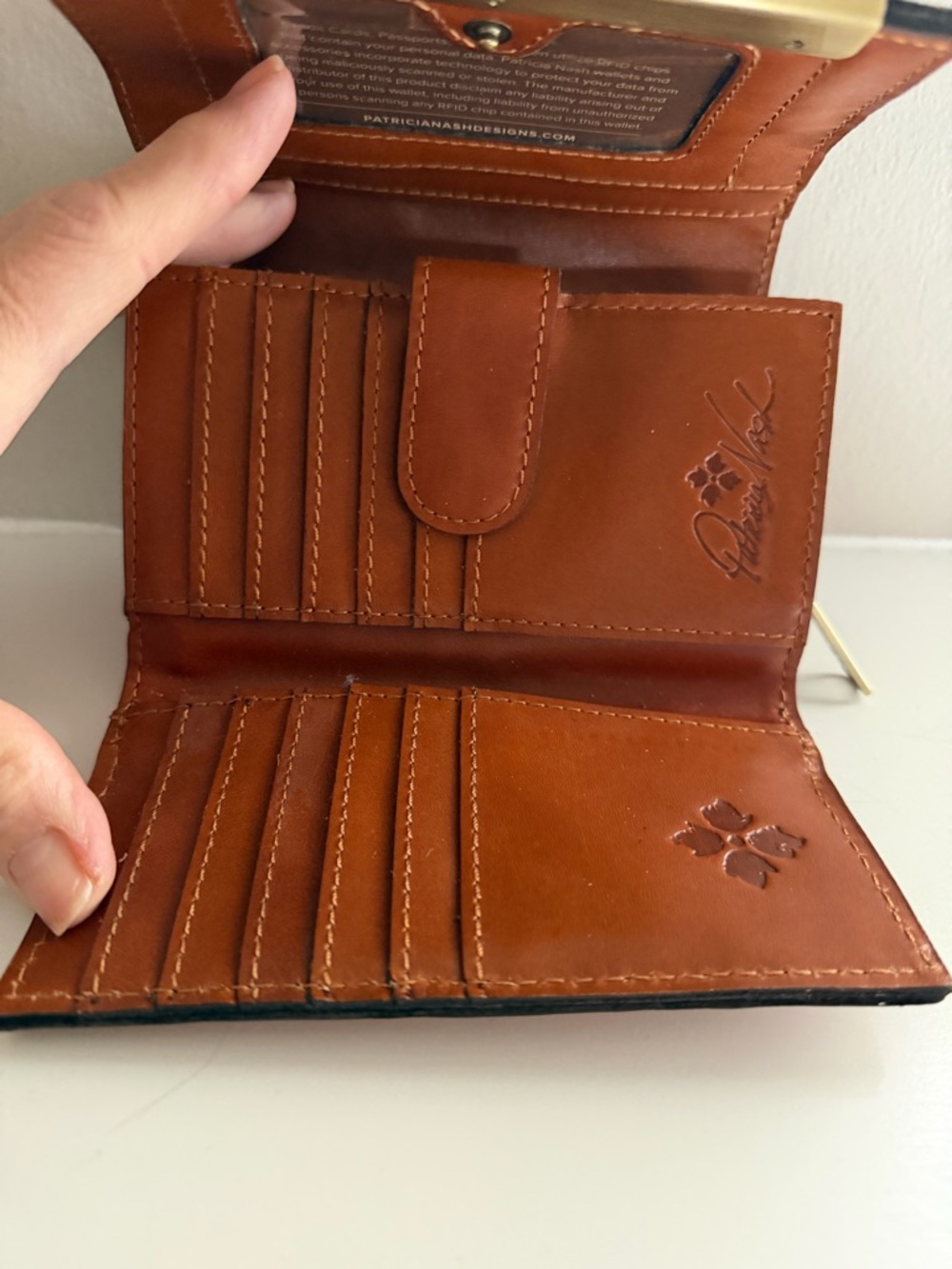 Patricia Nash Cametti brown floral leather wallet. NWOT - Picture 4 of 5